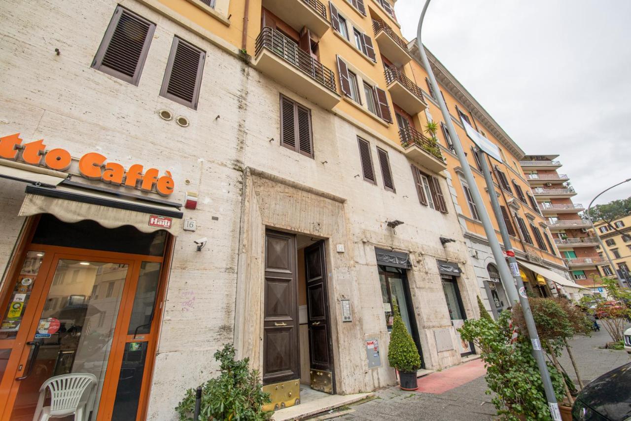 Refuge On Piazza Re Di Lägenhet *